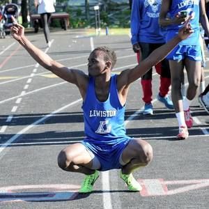 Meet your Posher, Mohamud